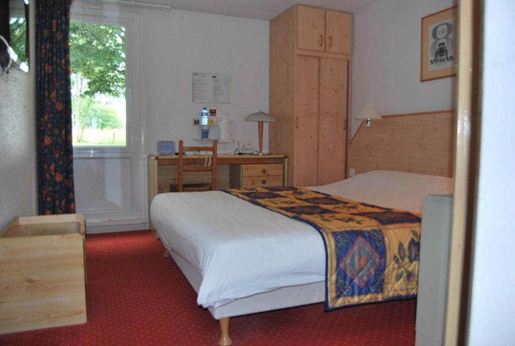 Doubs Hotel - Besancon Ecole Valentin Miserey-Salines Kamer foto